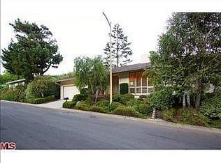 2952 Nichols Canyon Rd, Los Angeles, CA 90046