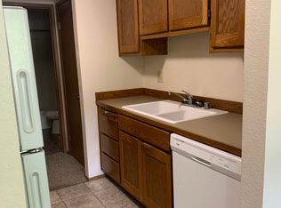 320 E Burke Ave #2, Arlington, WA 98223