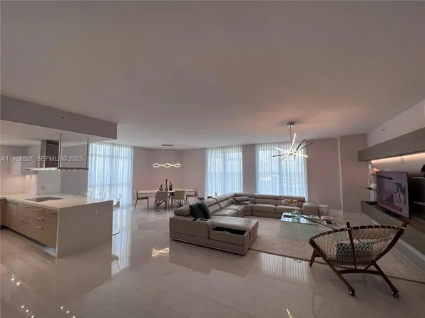 17301 Biscayne Blvd APT 1402, Aventura, FL 33160