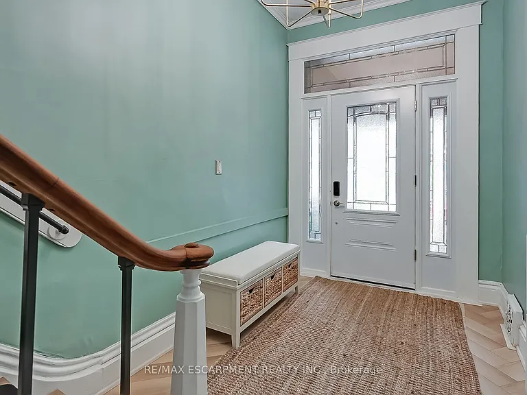 87 Colbourne St #2 — Photo 4