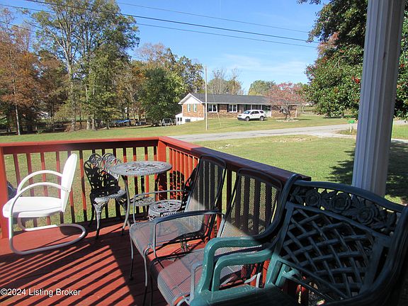3rd image of 305 William E Lobb Dr