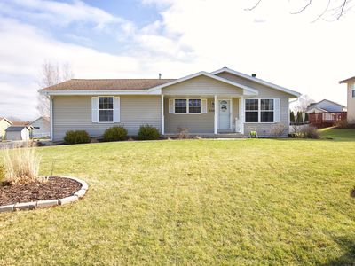 9346 S 43rd St, Franklin, WI, 53132