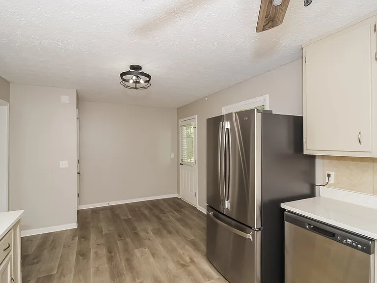 3756 Cherokee Overlook Dr — Photo 8