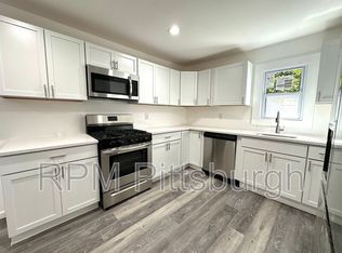 6184 Poketa Rd, Verona, PA 15147