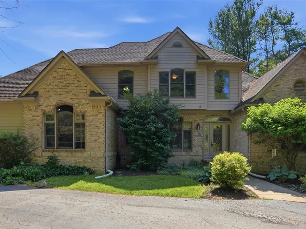 9326 Foley Crossing, Fenton, MI 48430