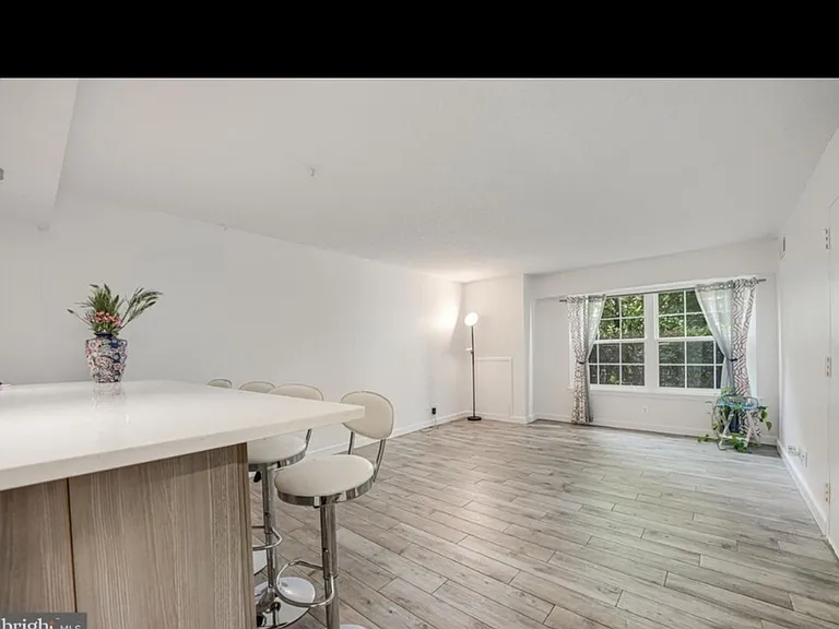 7600 Tremayne Pl #107 — Photo 7