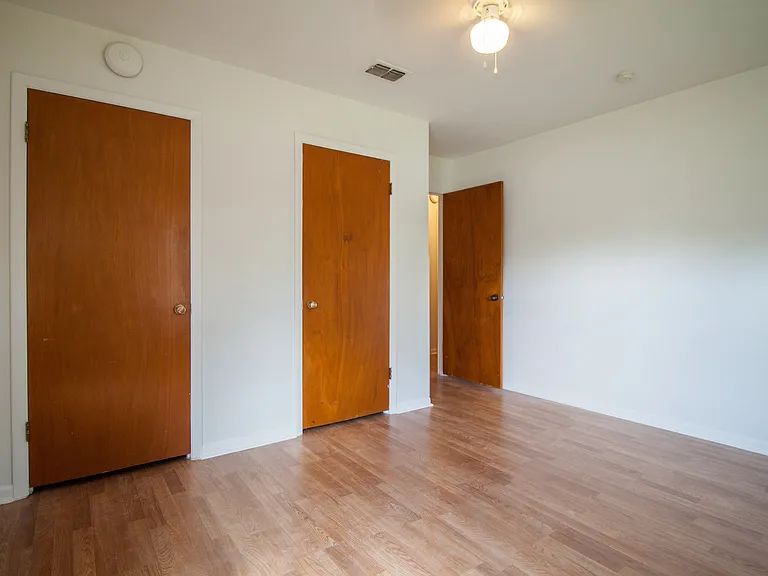 8406 Burrell Dr — Photo 9