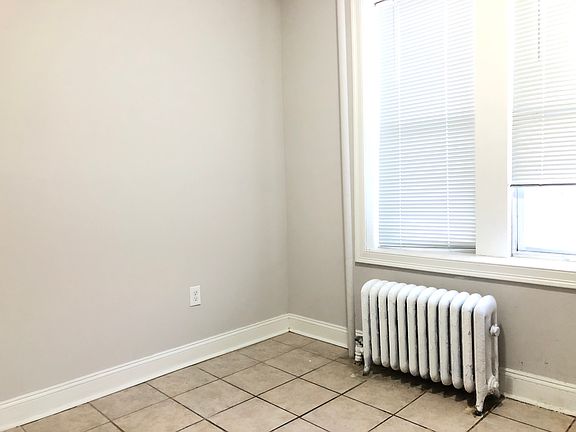 2nd image of 943 Pavonia Ave #4E