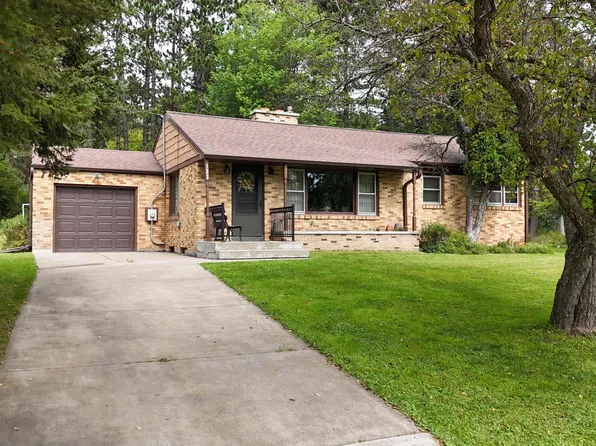 133 E Hunter Rd, Iron River, MI 49935