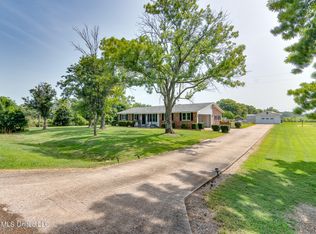 7545 Dubbs Rd, Dundee, MS 38626