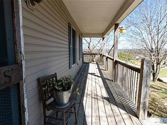 2nd image of 20305 Pigeon Creek Rd