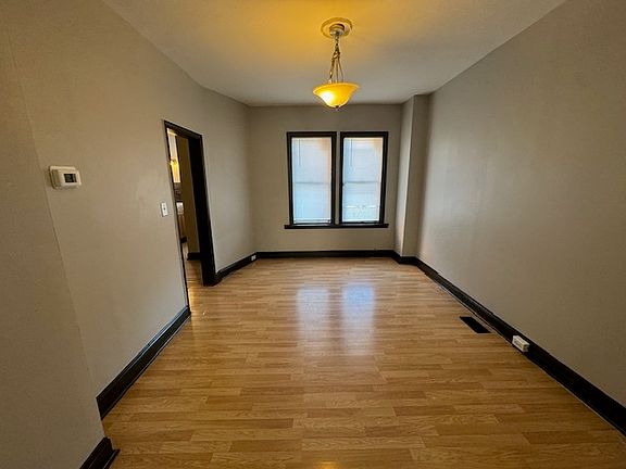3rd image of 1428 Gorsuch Ave #1