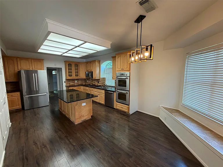 1103 Glendale Dr — Photo 10
