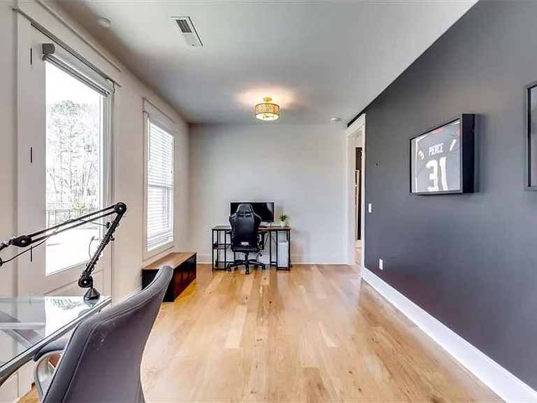 155 Dean Dr — Photo 24