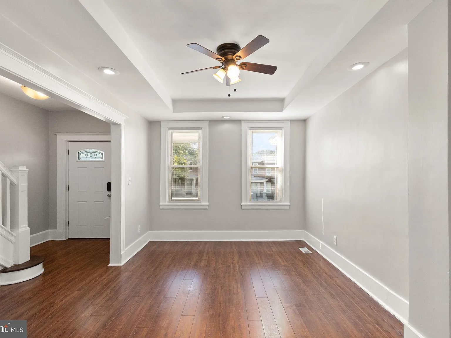 3 bed, 2.0 bath, 1664 sqft, $2,200 — Photo 3