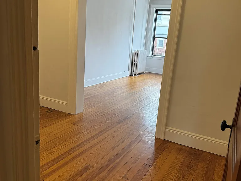 62nd St — Photo 5