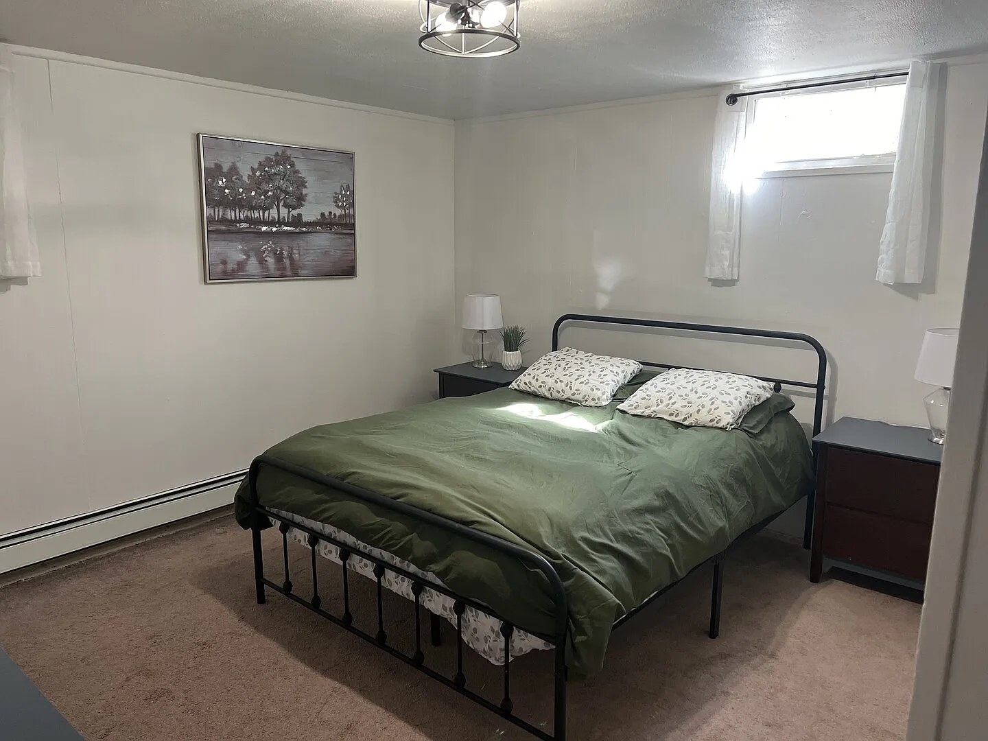 Newly Renovated 2 bed 1 bath Basement — Photo 2