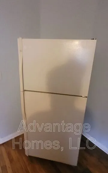 105 Brooklyn Ave — Photo 15