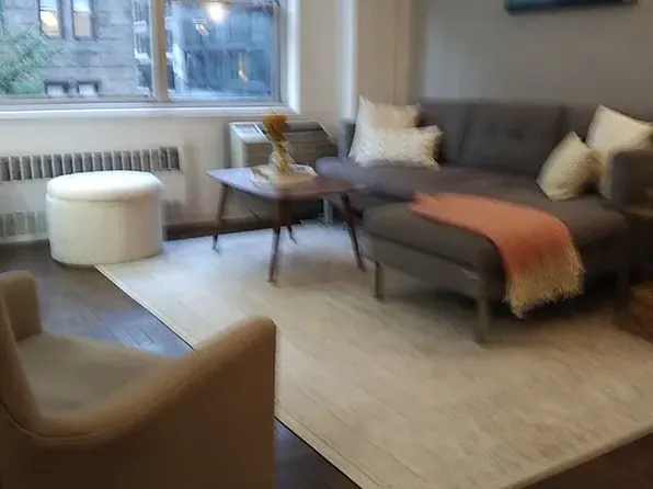 7 Lexington Avenue image 1 of 3