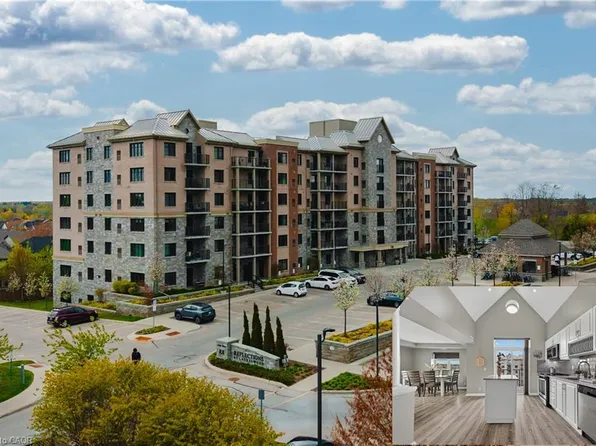 778 Laurelwood Dr #701, Waterloo, ON N2V 0G3