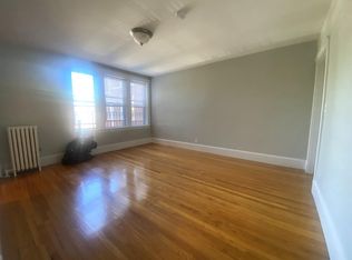 153 Summer St, Somerville, MA 02143