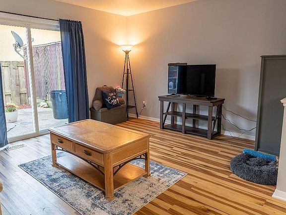 4th image of 2363 Woodbrook Cir N #120