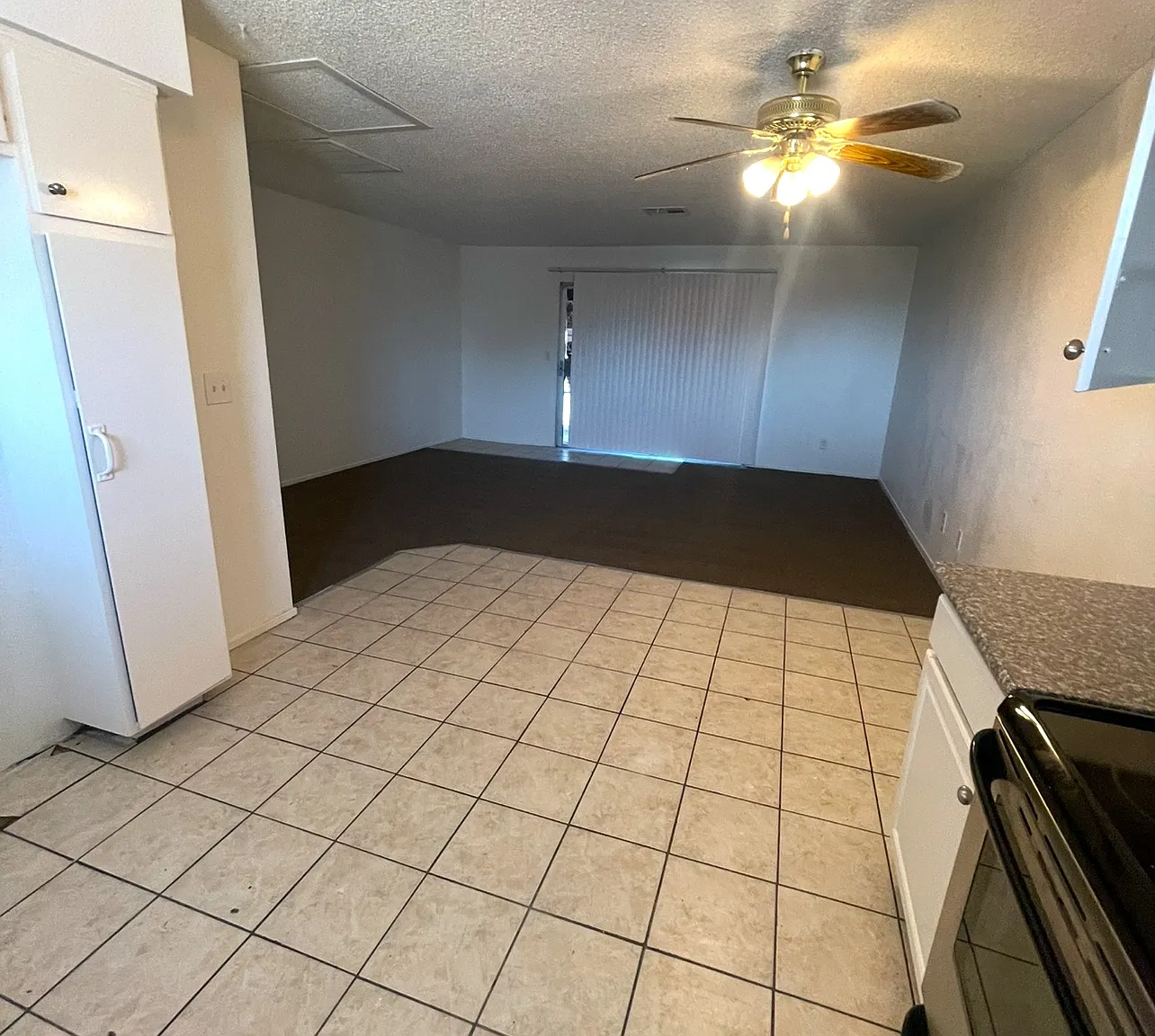 3 bed, 1133 sqft, $1,640 — Photo 4