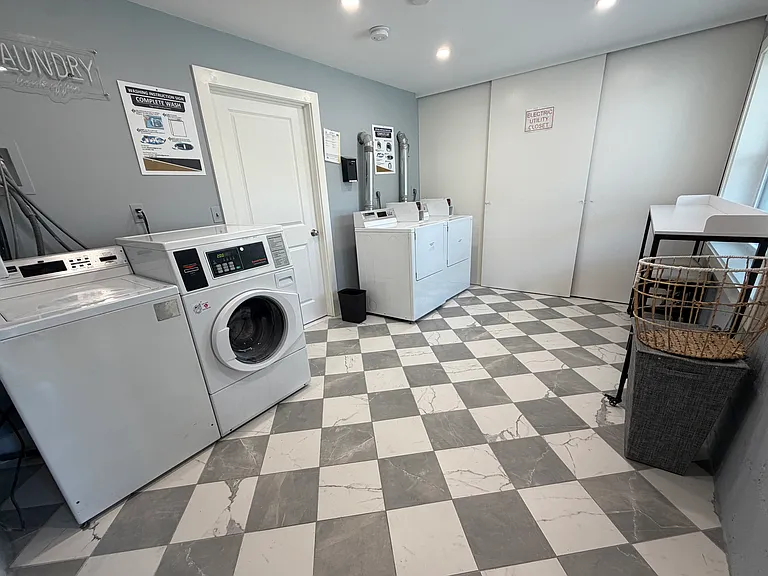 300 Garibaldi Ave #4A — Photo 10