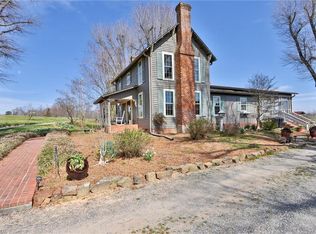 2945 Nesting Goose Rd, Yadkinville, NC 27055