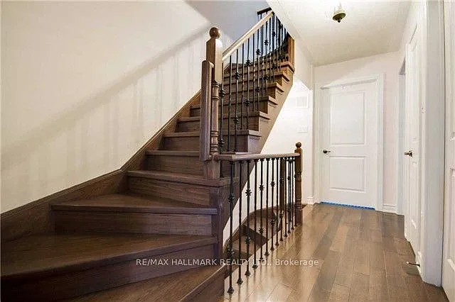 24 Glendora Ave — Photo 7