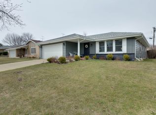 4722 71st St, Kenosha, WI 53142