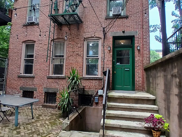 124 Bright St #1 — Photo 1