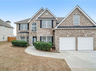 909 Southfork Dr, Loganville, GA