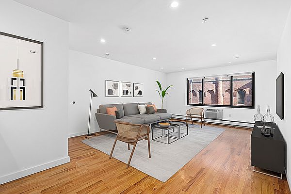 1st image of 400 15th St APT 2B