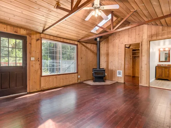 105 Greenwood Rd, Boulder Creek, CA 95006