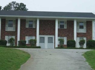 4004 Lara Ln, Chattanooga, TN 37416