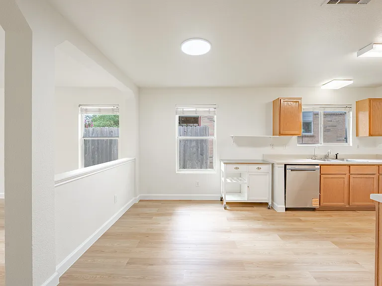 3962 Privet Pl — Photo 11