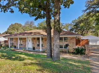 1501 N Fielder Rd, Arlington, TX 76012