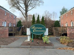 277 Bridge St APT 4, Stamford, CT 06905