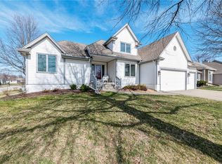 910 Sweet Cherry Pl, Belton, MO 64012