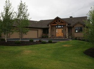 19208 Green Lakes Loop, Bend, OR 97702