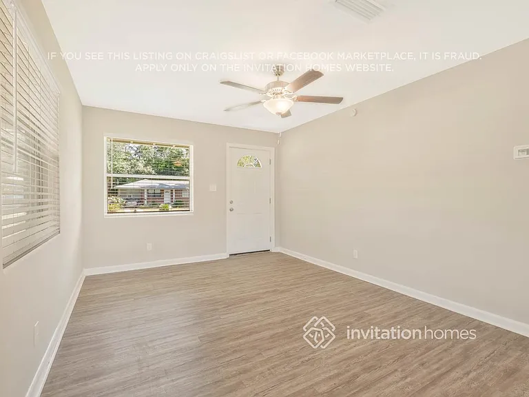 1144 Skye Dr E — Photo 7