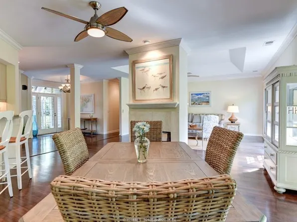 5 Claire Dr, Hilton Head Island, SC 29928