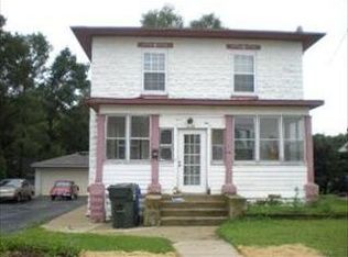 425 E Middle St, South Elgin, IL 60177