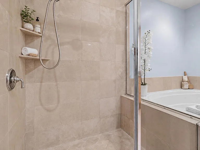 1830 Pelham Ave #301 — Photo 20
