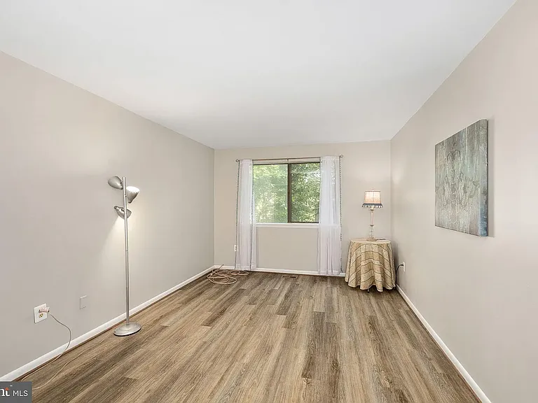 10673 Spring Oak Ct — Photo 19