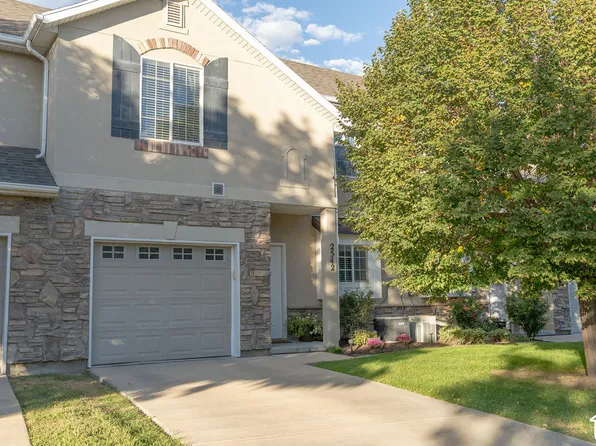 2542 W Mont Sur Dr, Riverton, UT 84065