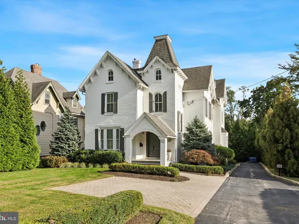 105 Ardmore Ave, Ardmore, PA 19003