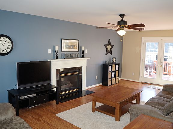 5th image of 7993 Dominion Park Dr