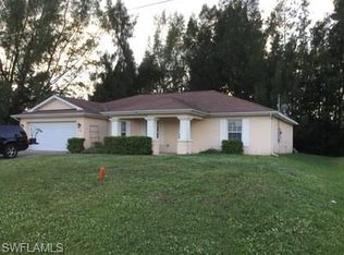 1106 El Dorado Blvd N, Cape Coral, FL 33993